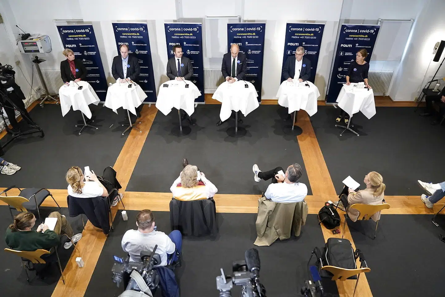 Blandt de mange anbefalinger er blandt andet en styrket - og uafhængig - rådgivning af det politiske system.