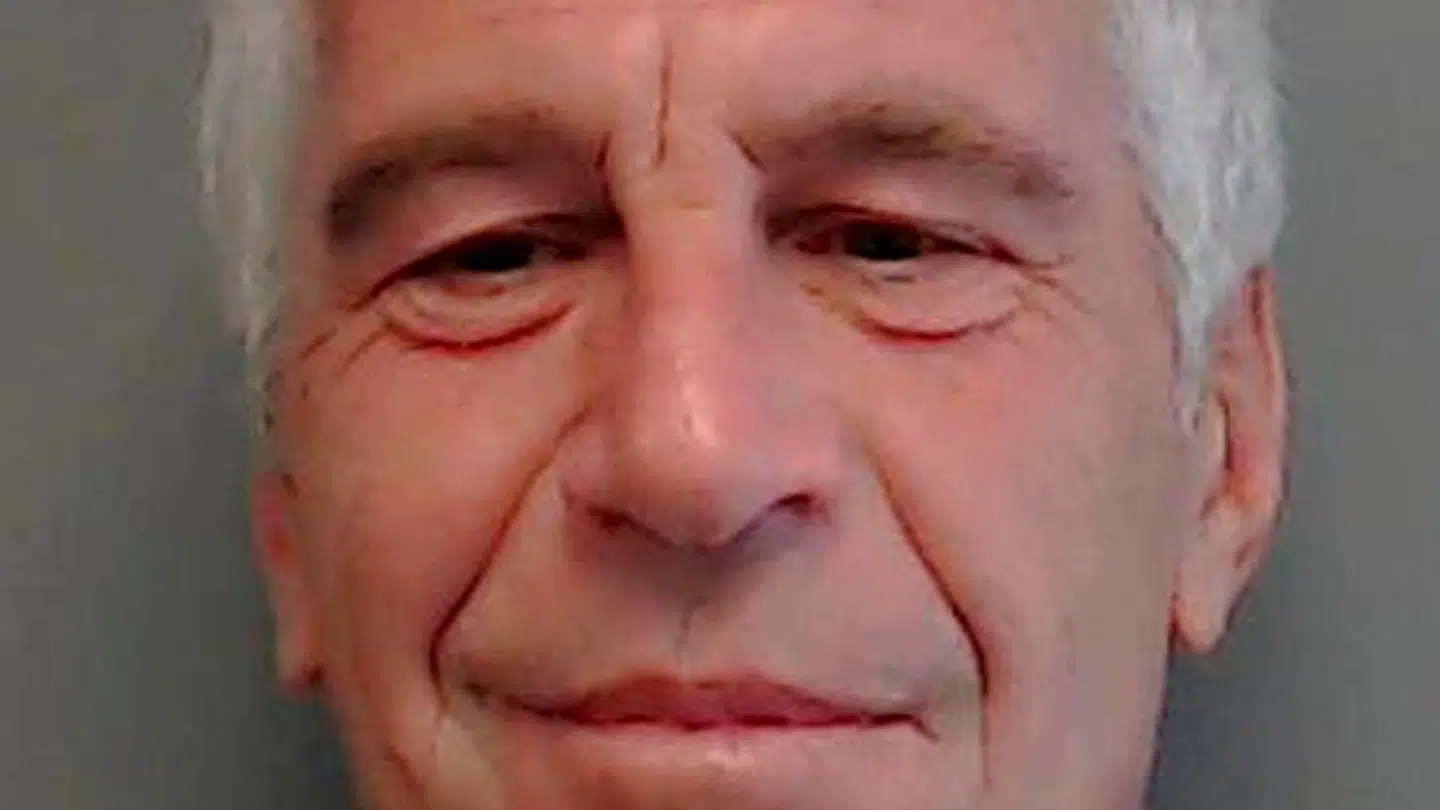 Prins Andrew var gode venner med afdøde Jeffrey Epstein. Men havde han noget af gøre med Epsteins sexforbrydelser?
