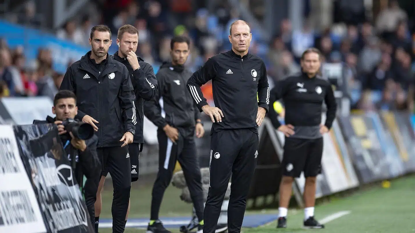 Jess Thorup roser Stage for hans storspil på kanten.