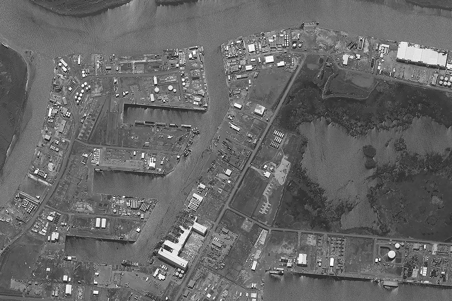 Et satellitbillede viser forureningen i Port Fourchon i Louisiana den 2. september 2021.