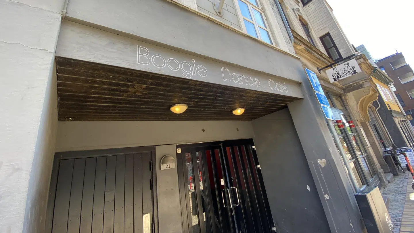 Natklubben Boogies i dagslys. Foto: Ann-Sophie Holm