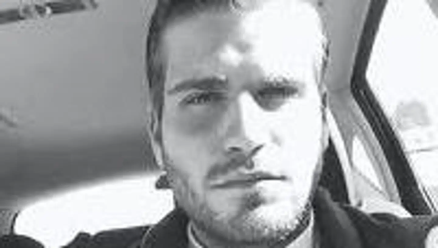 Mikkel Skelskov danner ikke længere par med Amalie Szigethy.