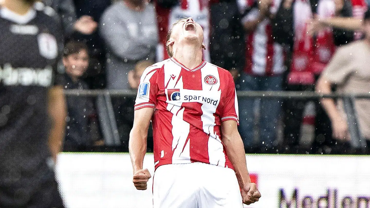 Mathias Ross kan for første gang få selskab af sin lillebror, Oliver, når AaB tirsdag tager hul på pokalturneringen. (Foto: Henning Bagger/Ritzau Scanpix)