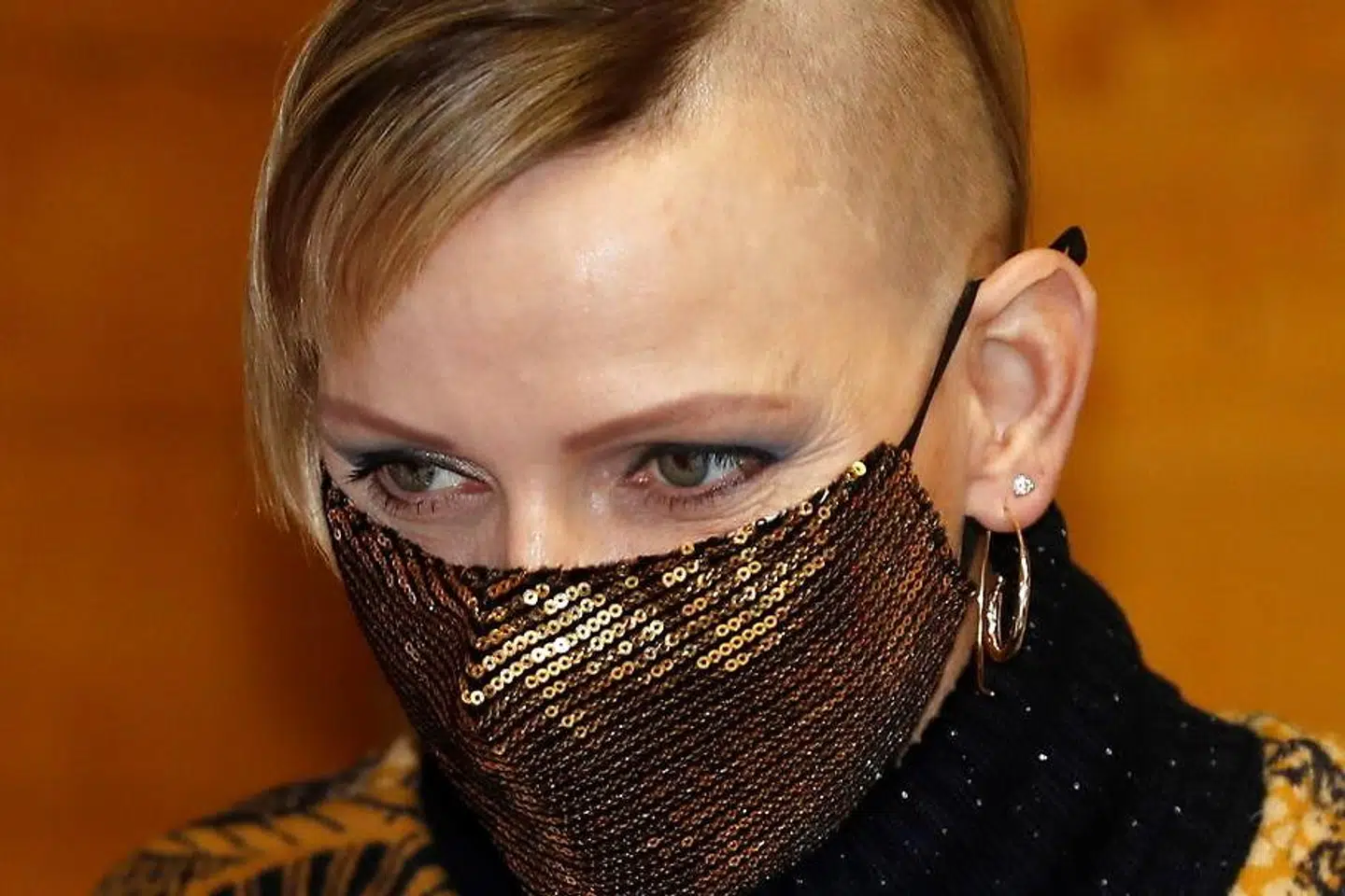 Fyrstinde Charlene vakte opsigt i december, da hun klippede sit hår meget kort på den ene side af hovedet.