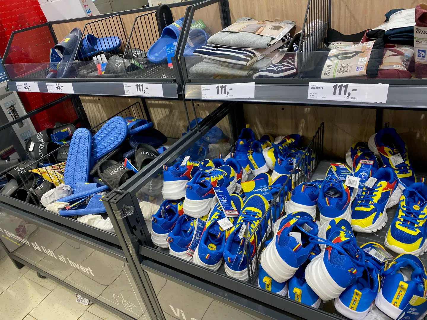 En venlig læser har tippet om, at der stadig er Lidlsko til salg i Sorgenfri og Lyngby på Sjælland. Privatfoto.
