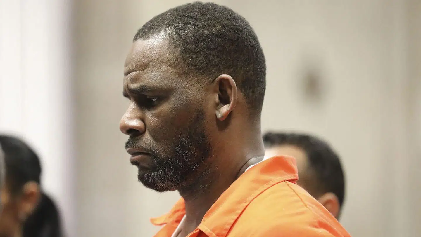 R. Kelly ved høring i Leighton Criminal Courthouse i Chicago, 17. september 2019.