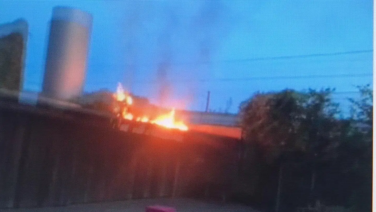 Sådan så det ud, da skolen var i flammer.