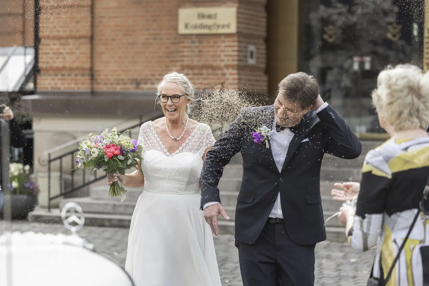 Christina og Michael bliver gift.