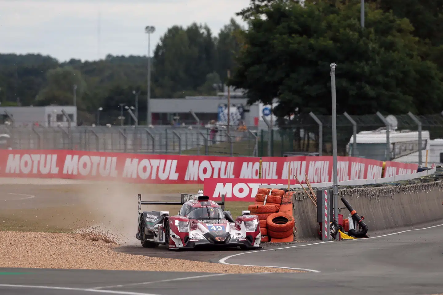 Marco Sørensen røg af banen allerede på første omgang af træningen i Le Mans.