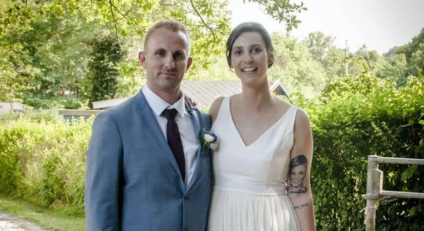 Stefan og Vanessa er ifølge DR stadig sammen.