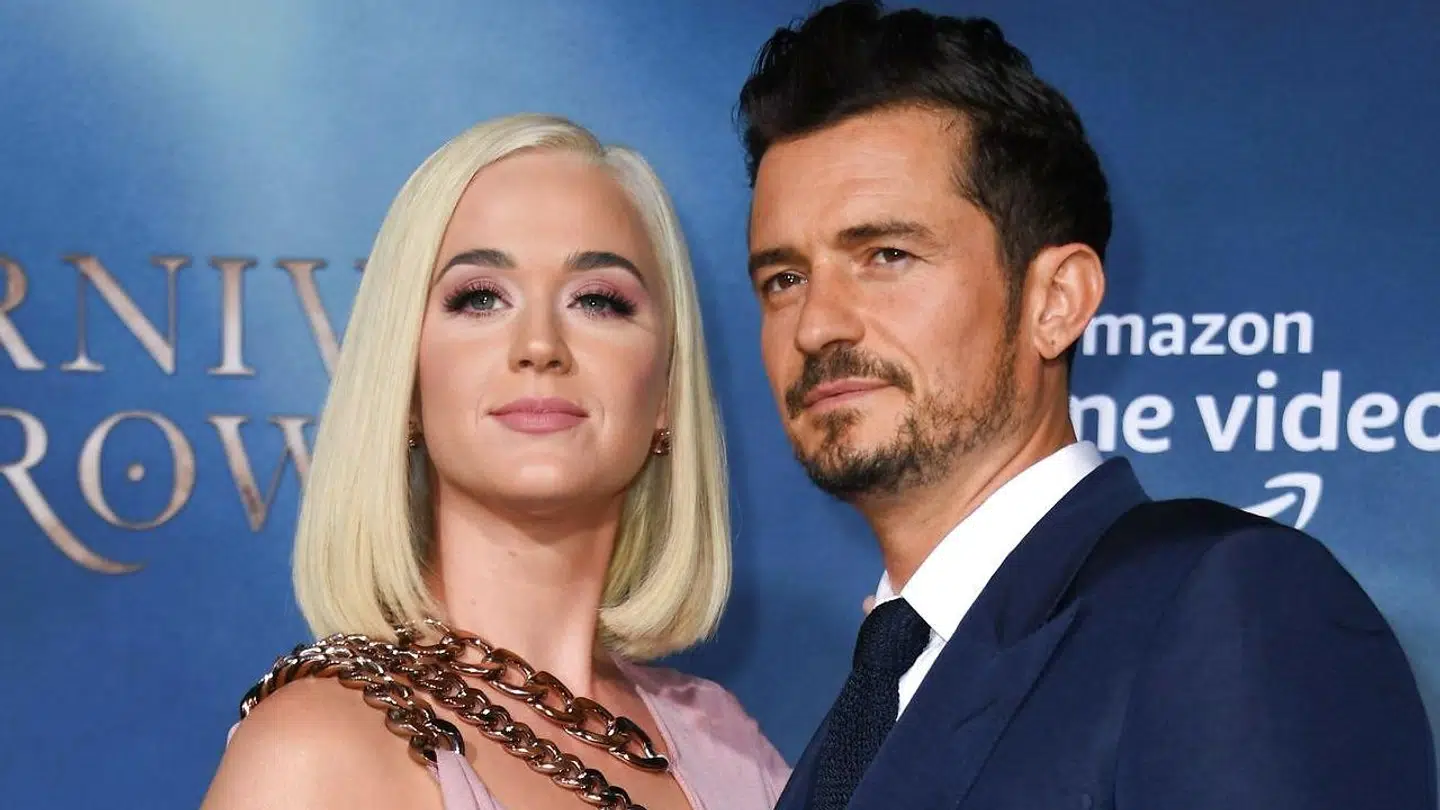 Orlando Bloom danner par med sangerinden Katy Perry.