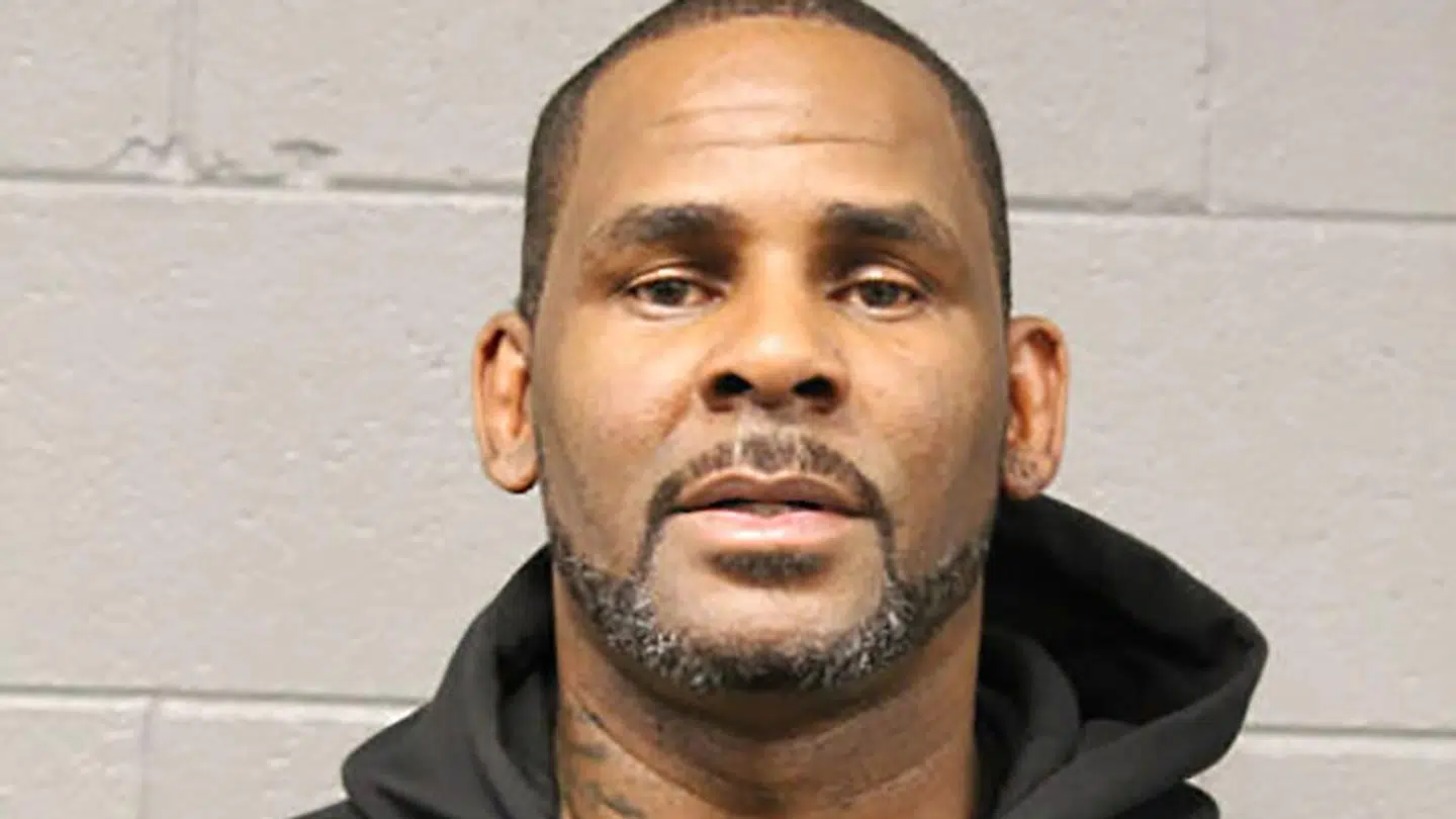 Politifoto af R. Kelly efter anholdelsen af ham i 2019.