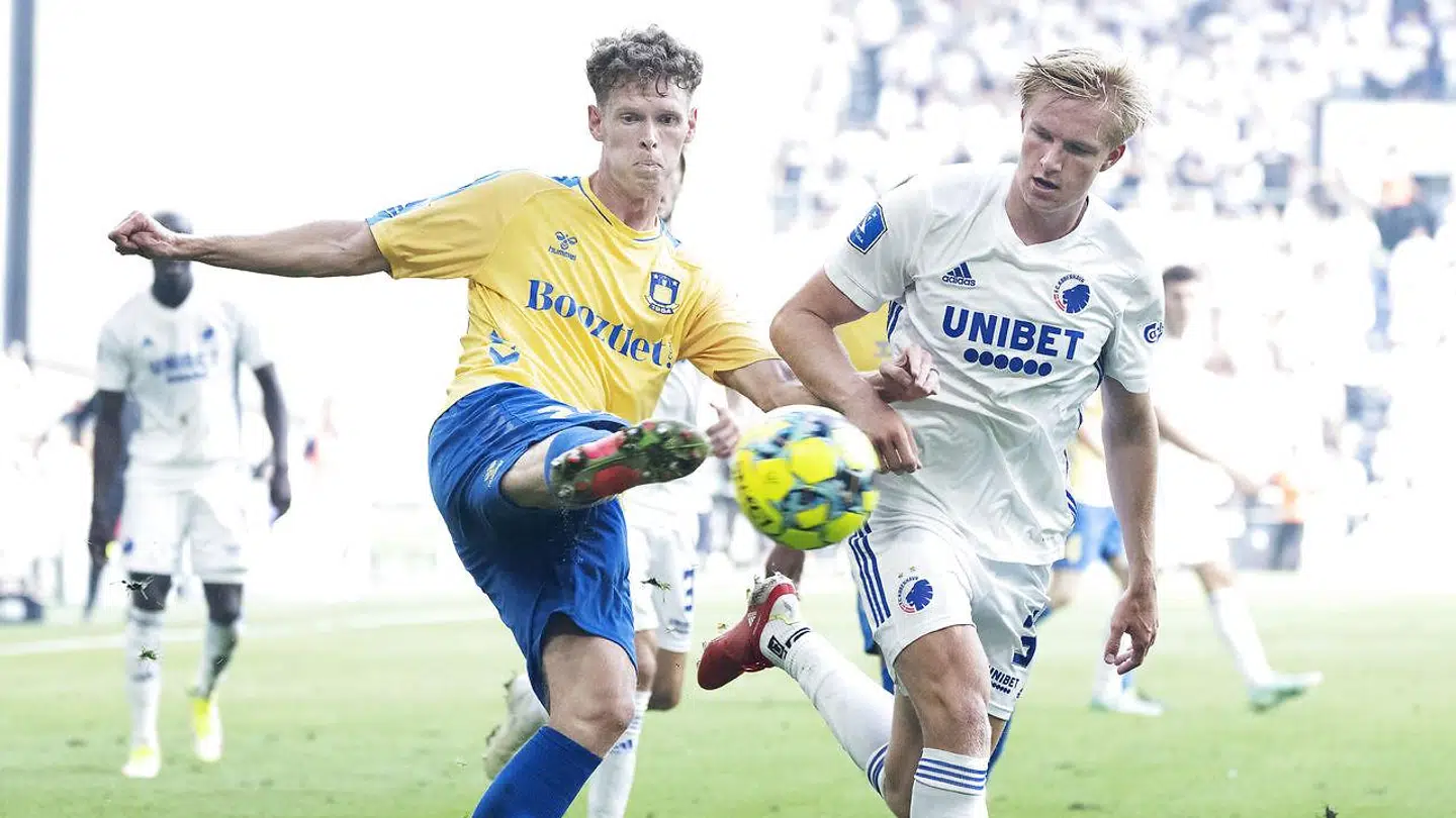 Victor Kristiansen (th.).