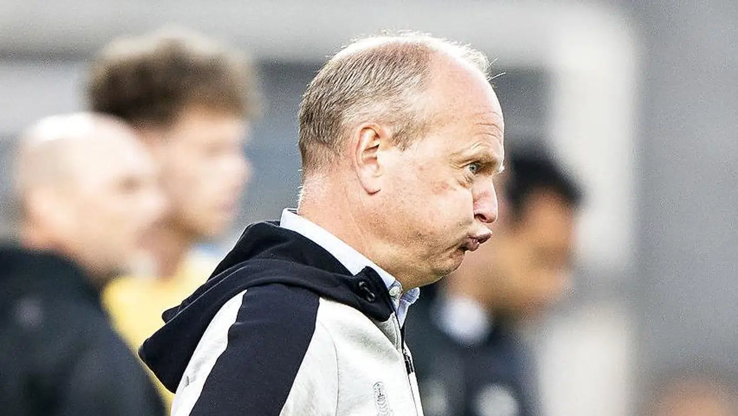 Brøndbys cheftræner, Niels Frederiksen, i Superliga-kampen mellem AGF og Brøndby IF.