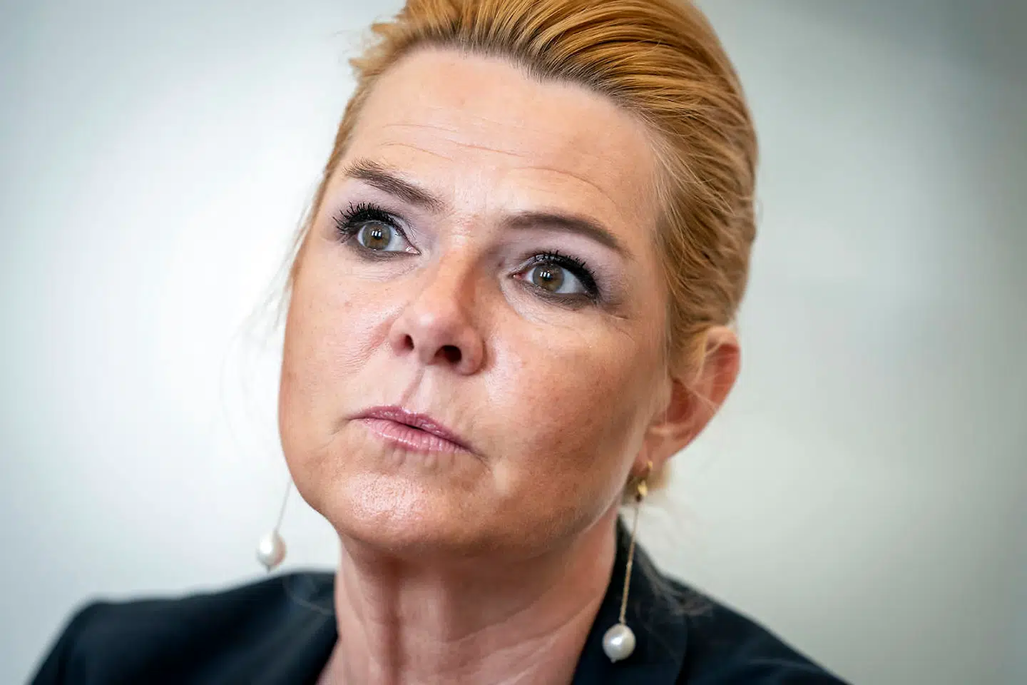 Forberedende møde om rigsretssag mod Inger Støjberg i Landstingssalen på Christiansborg i København, fredag den 25. juni 2021. Sagen begynder 2. september, og der er planlagt 38 retsmøder i sagen, som ventes afsluttet inden jul. Sagen omhandler ulovlig adskillelse af asylpar, hvor den ene part var under 18 år. Parrene havde krav på individuel udredning, men Støjberg kom som udlændingeminister med en instruks i en pressemeddelelse, som gjorde at alle par blev adskilt.. (Foto: Mads Claus Rasmussen/Ritzau Scanpix)