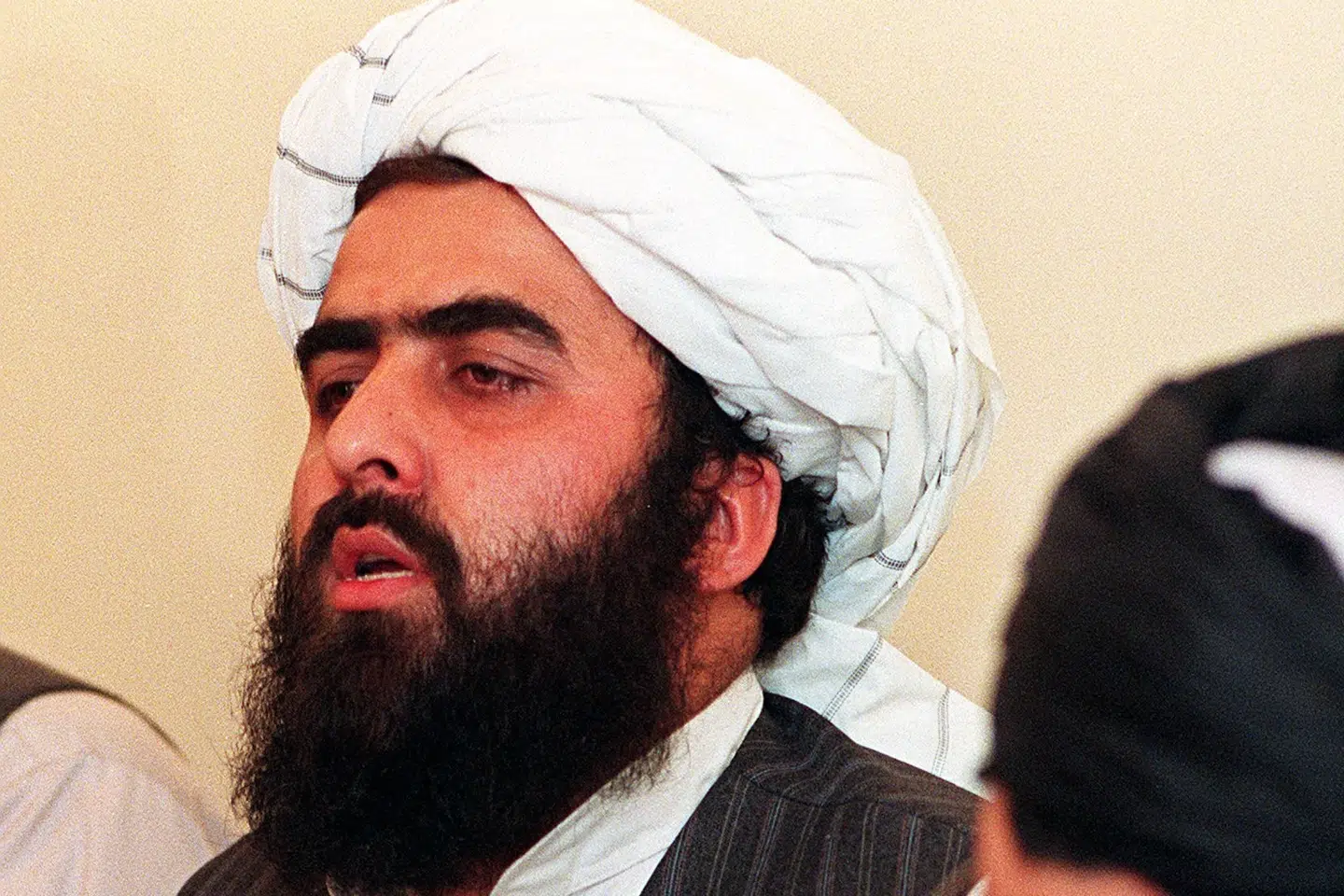 Emir Khan Muttaqi, som var uddannelsesminister sidst, da Taliban var ved med magten, har flere samtaler med den politiske ledelse i Kabul også med Abdullah Abdullah og tidligere president Hamid Karzai. Det skriver blandt andet The Washington Times. Saeed Khan/Ritzau Scanpix