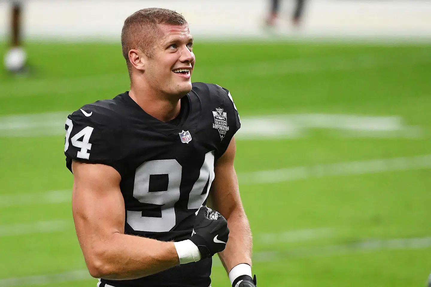 Carl Nassib er den første aktive spiller i NFL, der er sprunget ud som homoseksuel.