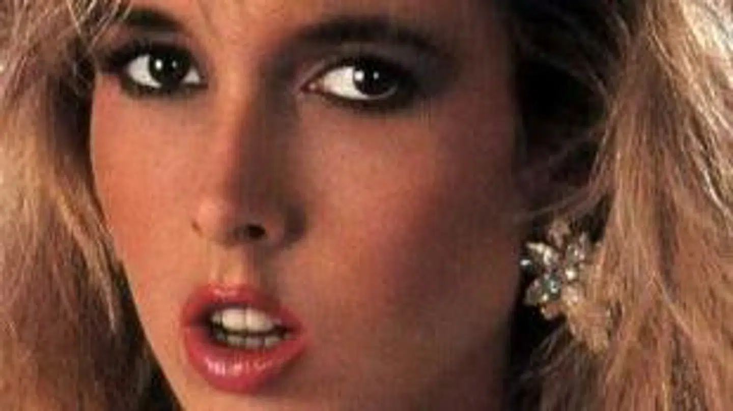 Victoria Paris slog sit navn i pornobranchen fast i slutfirserne og 90erne. Foto: hotmovies.com