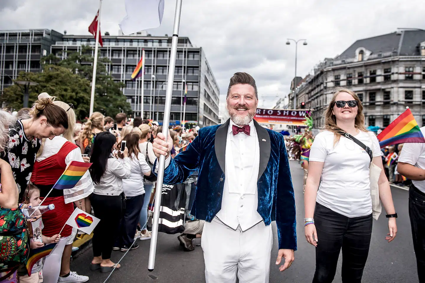 Forperson for Copenhagen Pride, Lars Henriksen, under Paraden fra Frederiksberg Rådhus til Rådhuspladsen i København i 2018.