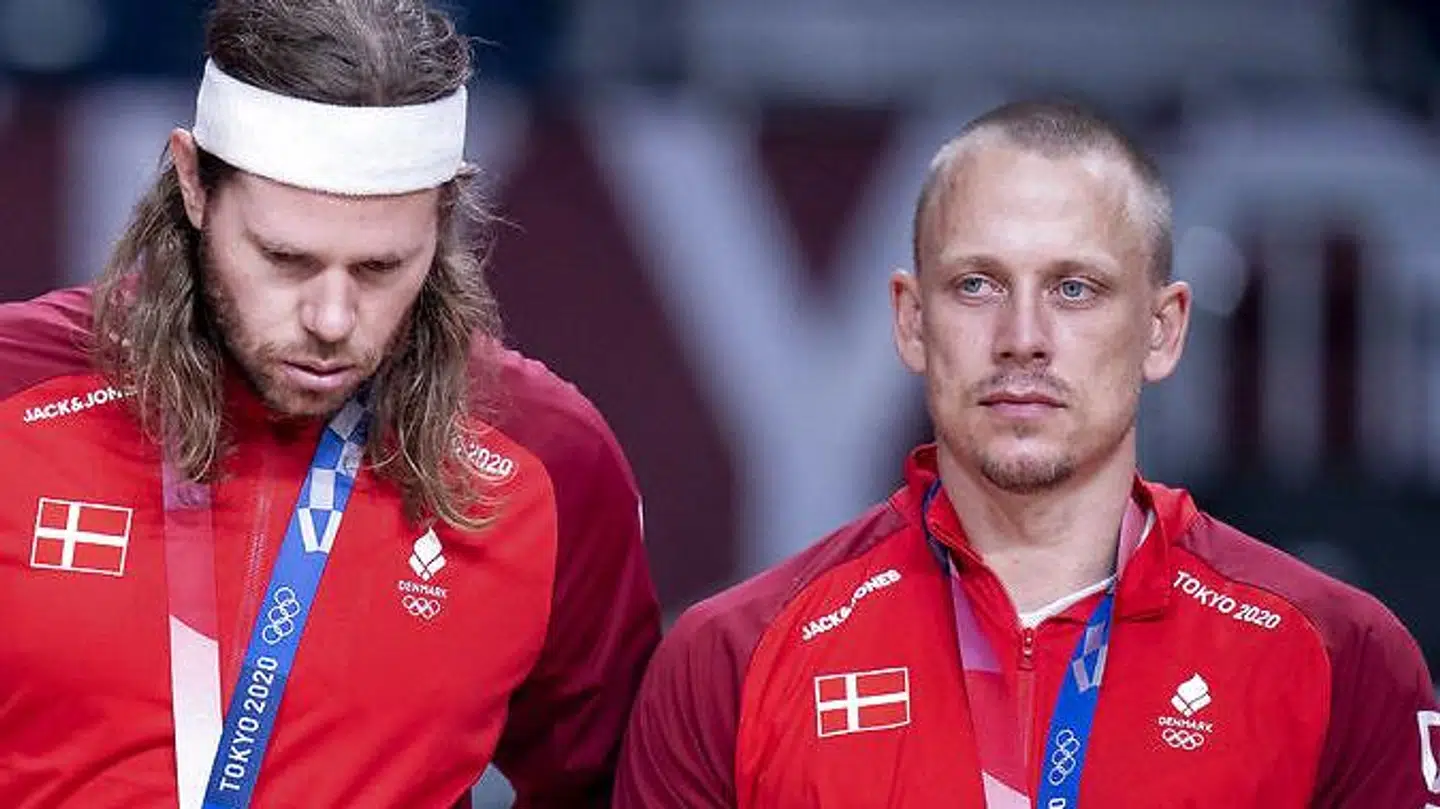 Morten Olsen (th.) ved siden Mikkel Hansen ved OL i Tokyo.