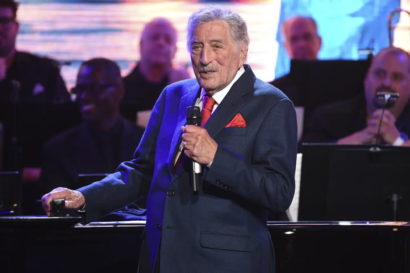 Tony Bennett har af sine læger fået besked på ikke længere at optræde live. Sangstemmen fejler ikke noget, men hans familie er bekymret for han fysiske tilstand. (Arkivfoto). Evan Agostini/Ritzau Scanpix