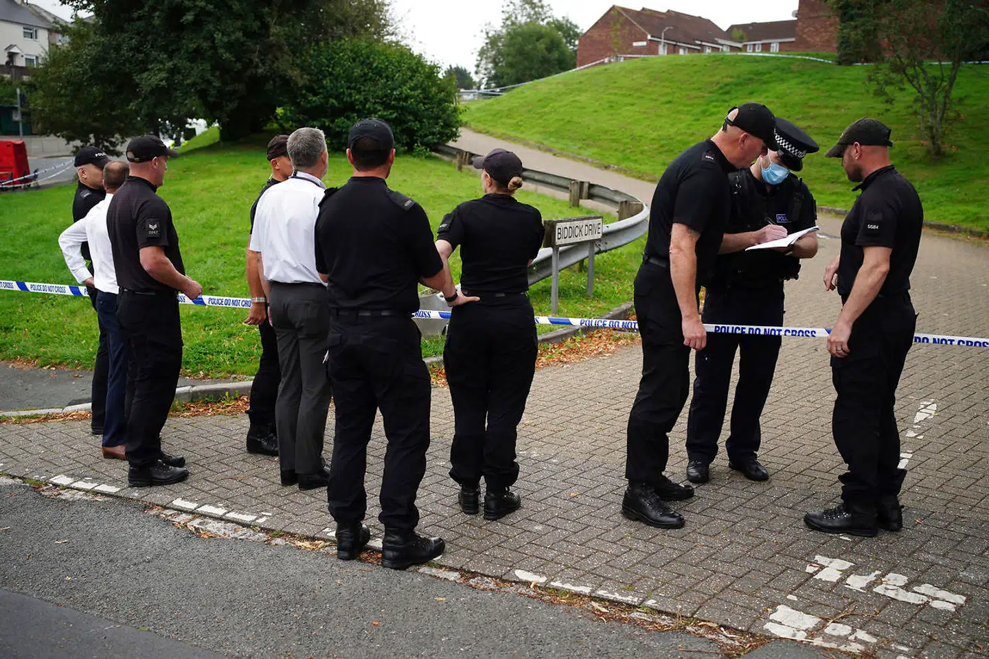 Politiet er fredag stadig i gang med undersøgelserne ved Biddick Drive.