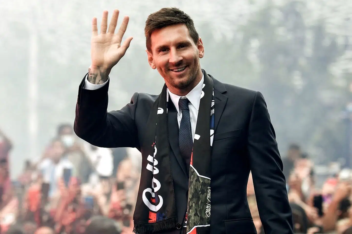 Messi blev præsenteret i PSG med pomp og pragt.