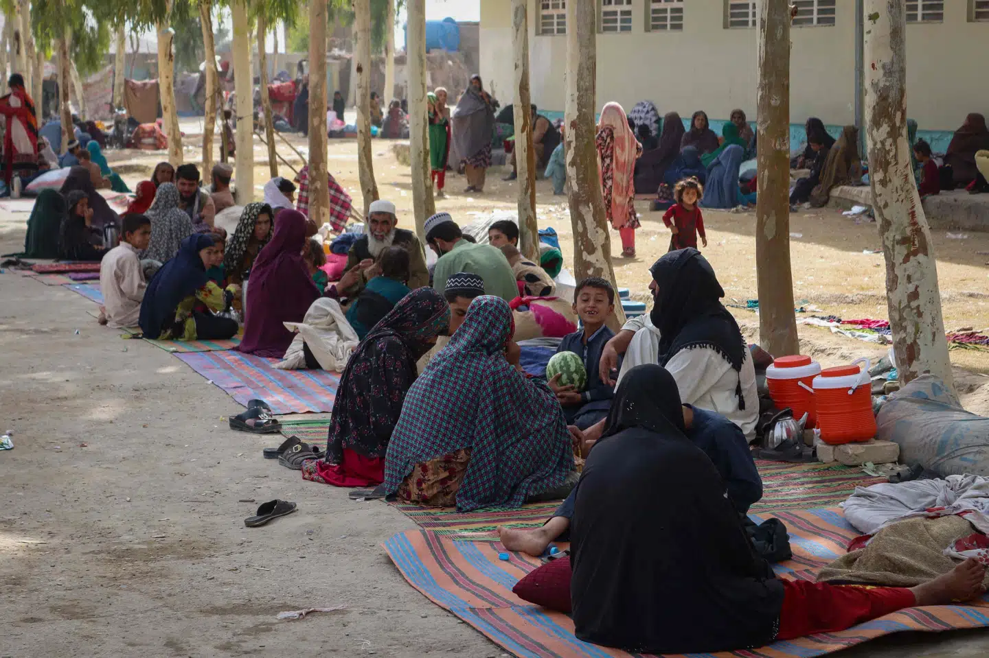 Afghanere i titusindvis måtte flygte fra Kandahar, da den islamistiske bevægelse Taliban forsøgte at vriste byen ud af regeringsstyrkernes greb. (Arkivfoto) Javed Tanveer/Ritzau Scanpix