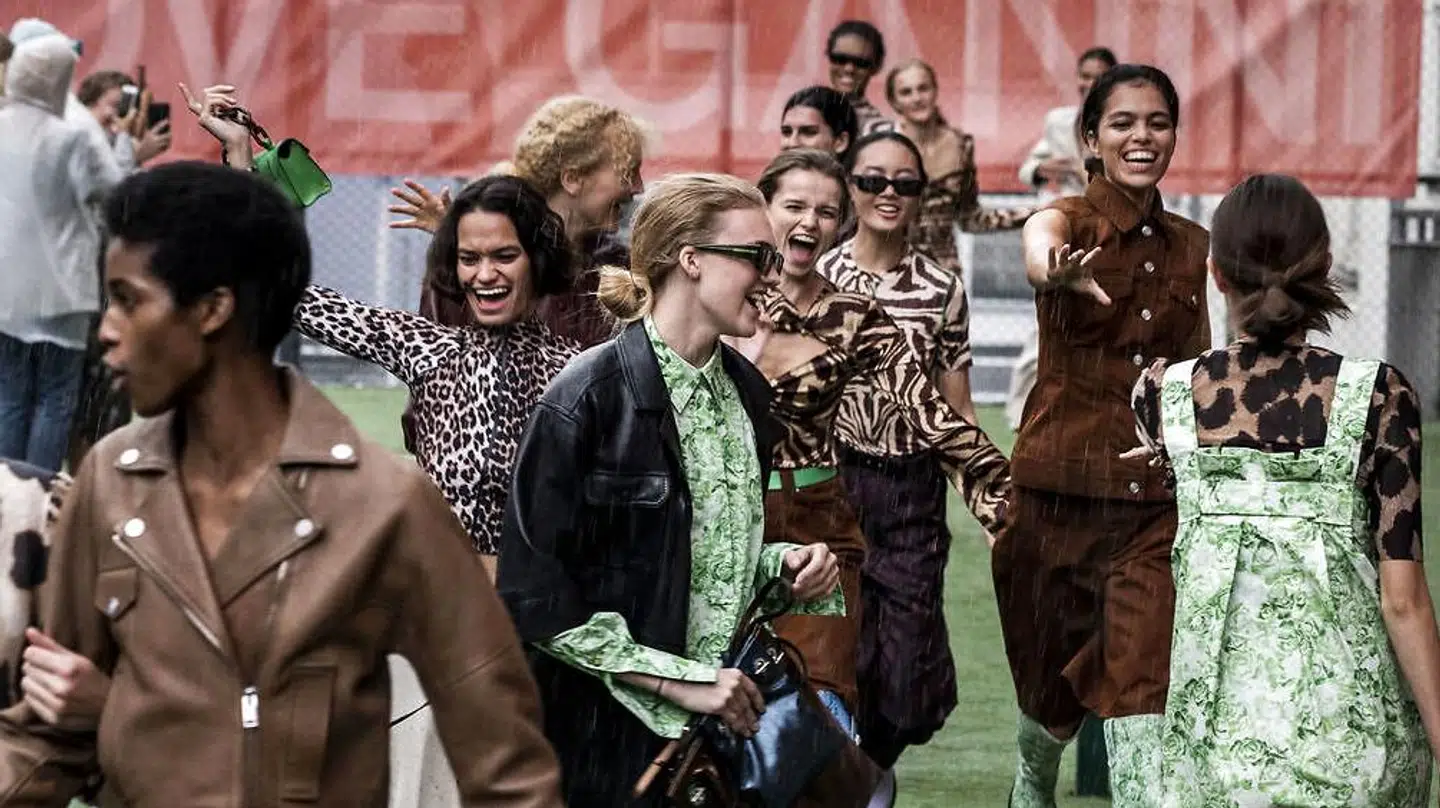 I 2017 solgte Nicolaj og Ditte Reffstrup sammen med deres forretningspartner lidt over 50 procent af Ganni til den amerikanske kapitalfond L Cattterton. Ifølge Finans.dk fik de tre tilsammen lidt over 500 millioner kroner for salget.