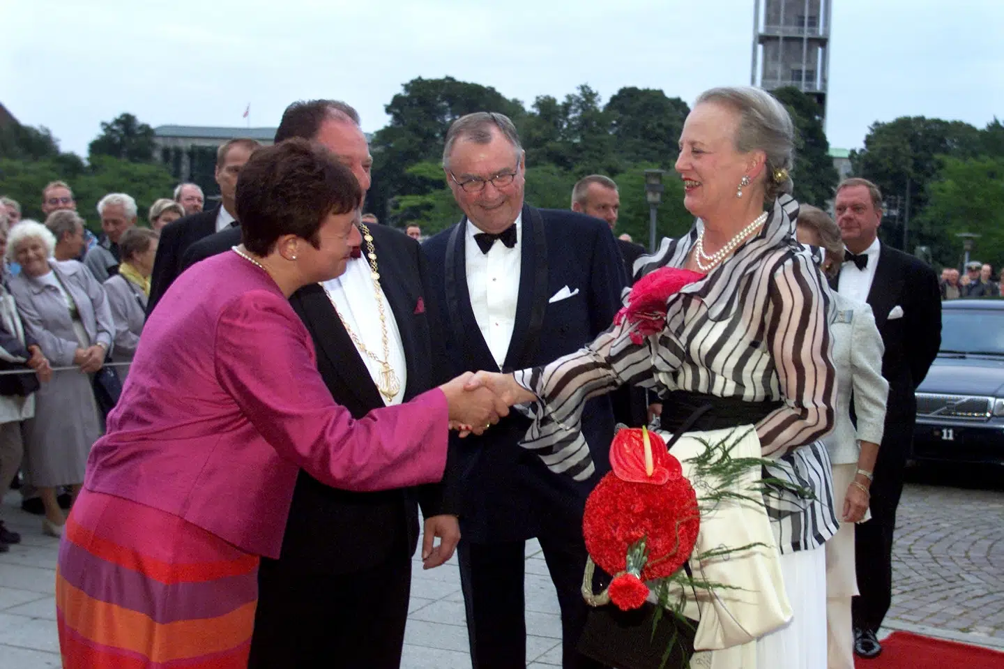 Dronning Margrethe har åbnet Aarhus Festuge adskillige gange. Her er regenten fotograferet under åbningen i 2001. Palle Hedemann/Ritzau Scanpix