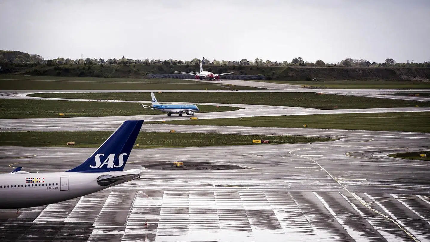 Coronapandemien har ramt luftfarten og rejsebranchen hårdt. Nu lukker det lille selskab Best Choice Travel i Billund. Billedet er fra Københavns Lufthavn i 2020, hvor rejseaktiviteten næsten gik i stå. (Arkivfoto)