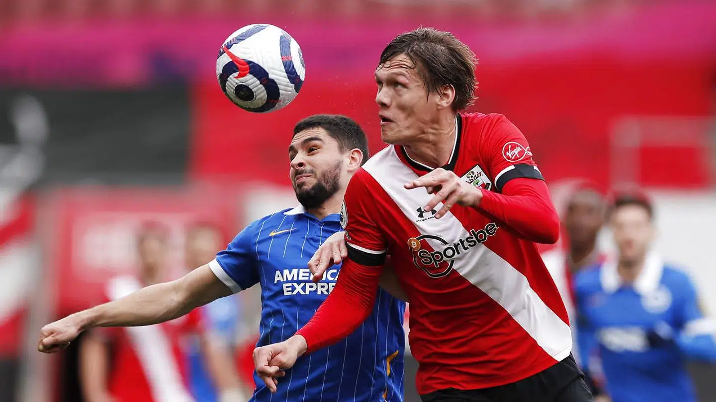 Jannik Vestergaard (forrest) er angiveligt på vej til Leicester.