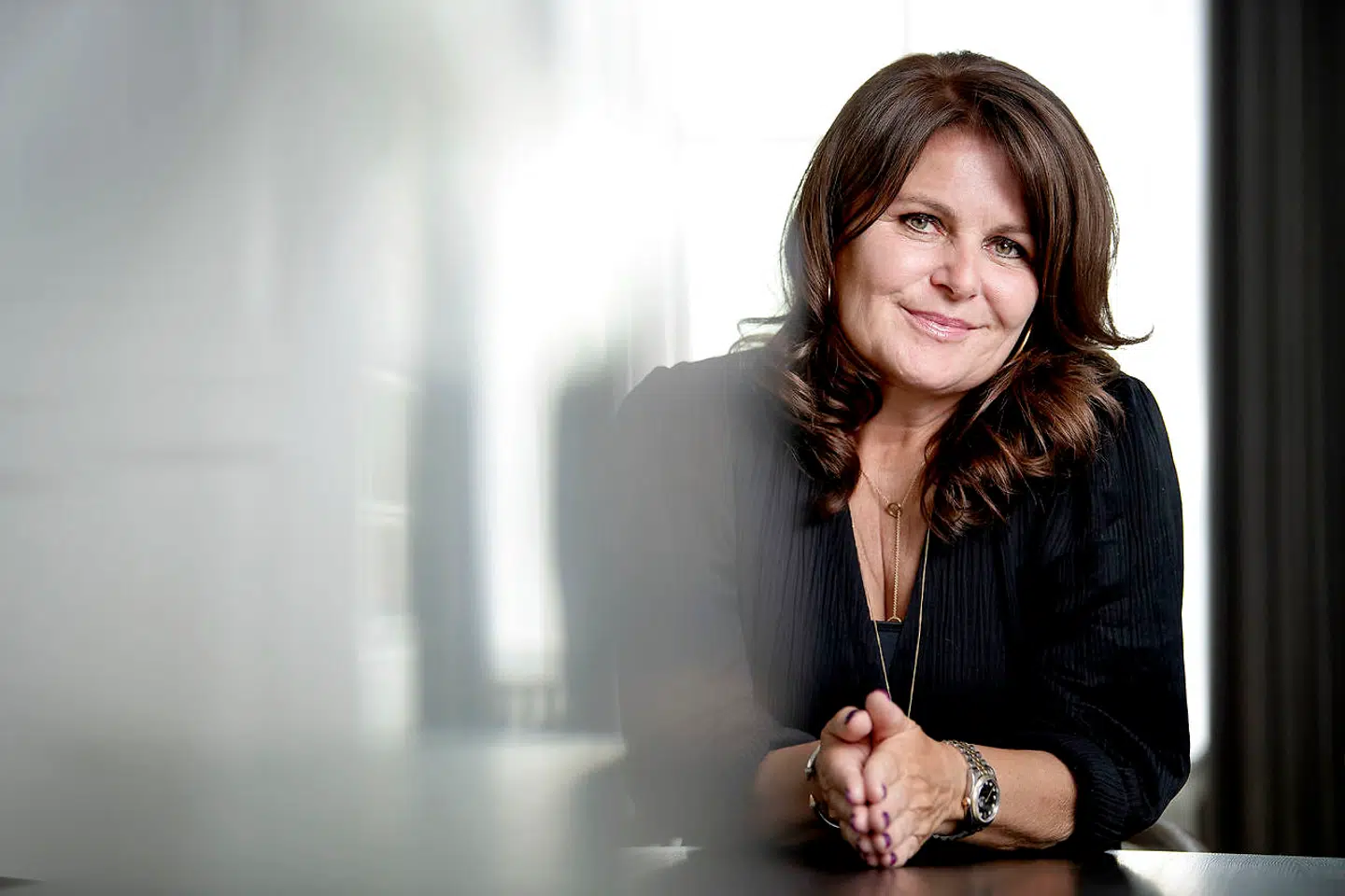 At fortælle historier fylder rigtig meget for 57-årige Sara Blædel. Og derfor er det ikke noget afsavn, at hun ikke har en kæreste.