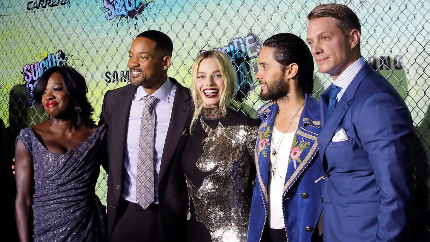 Joel Kinnaman (højre) med 'Suicide Squad'-kollegaerne, Viola Davis, Will Smith, Margot Robbie og Jared Leto.