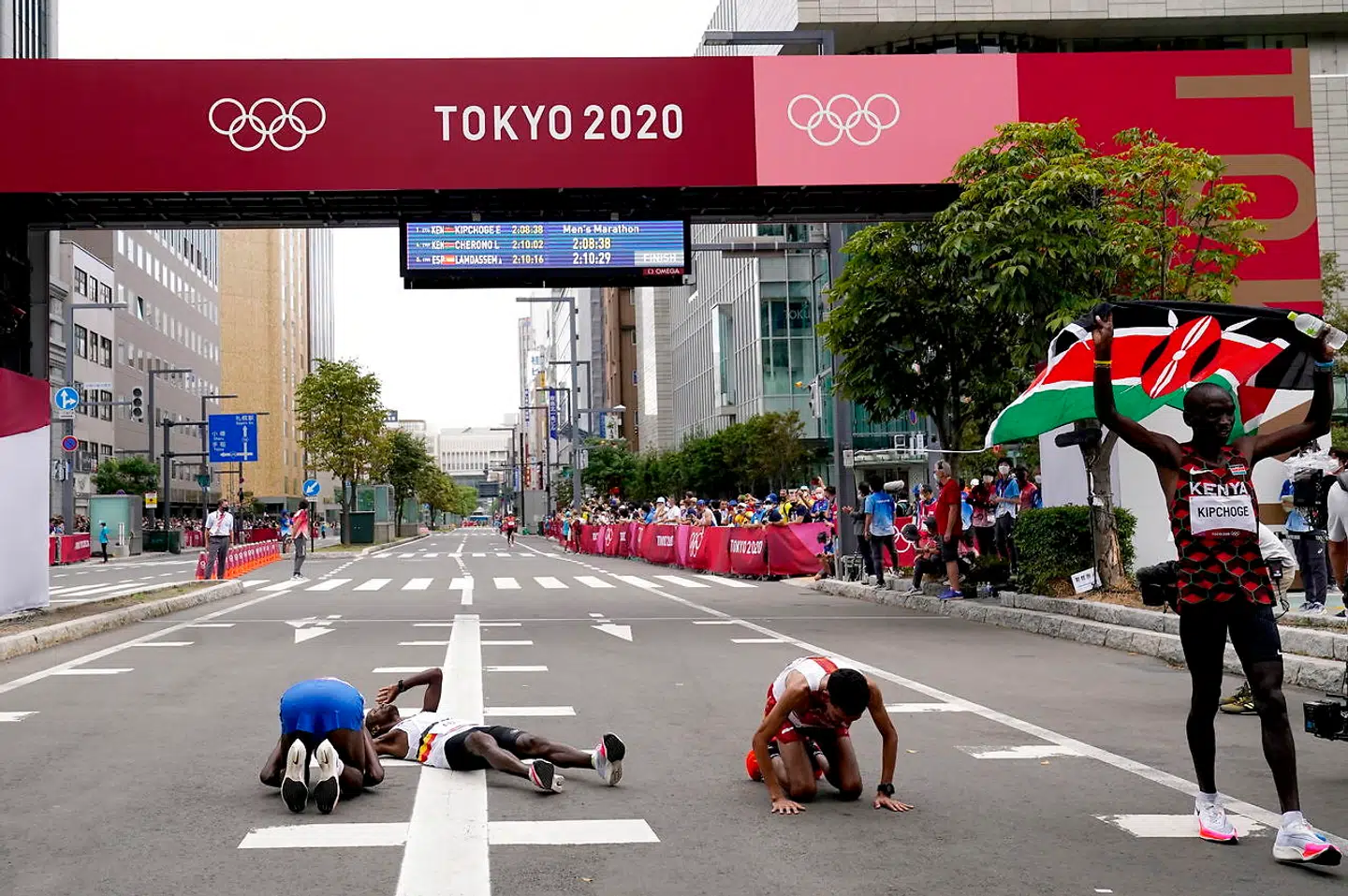 Foto: EPA/KIMIMASA MAYAMA