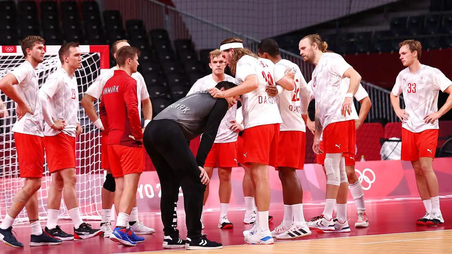 Landsholdet lavede lige en klynge efter finalen.
