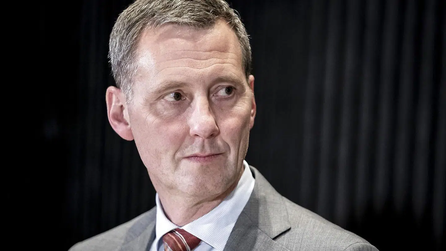 Justitsminister Nick Hækkerup blåstempler PETs mørklægning de beløb, tjenesten har betalt til entreprenør Jens Christian Bundgaard.