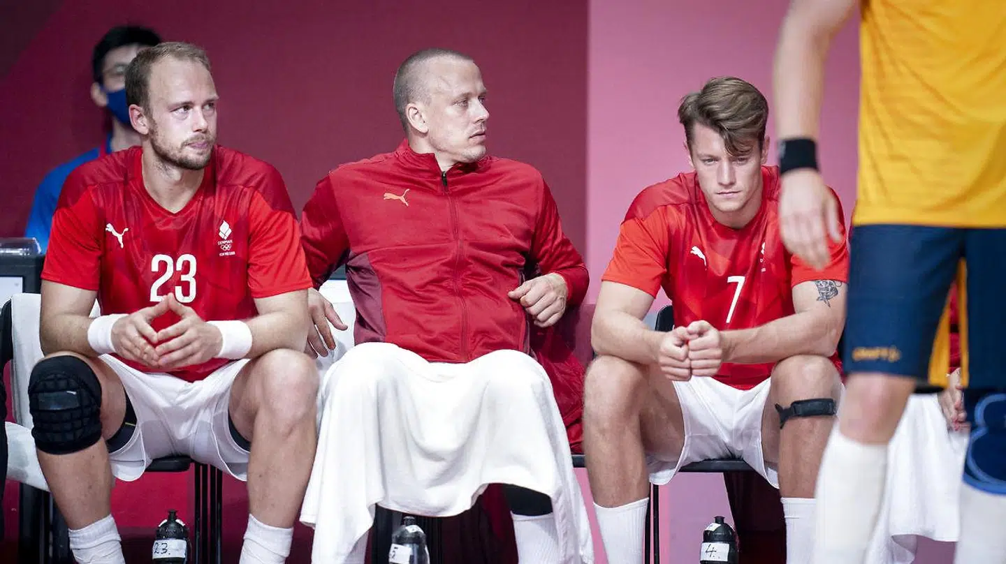 Henrik Toft Hansen, Morten Olsen og Emil Jakobsen under håndboldkampen mellem Danmark-Sverige på Yoyogi National Stadium i Tokyo, søndag den 1 august 2021