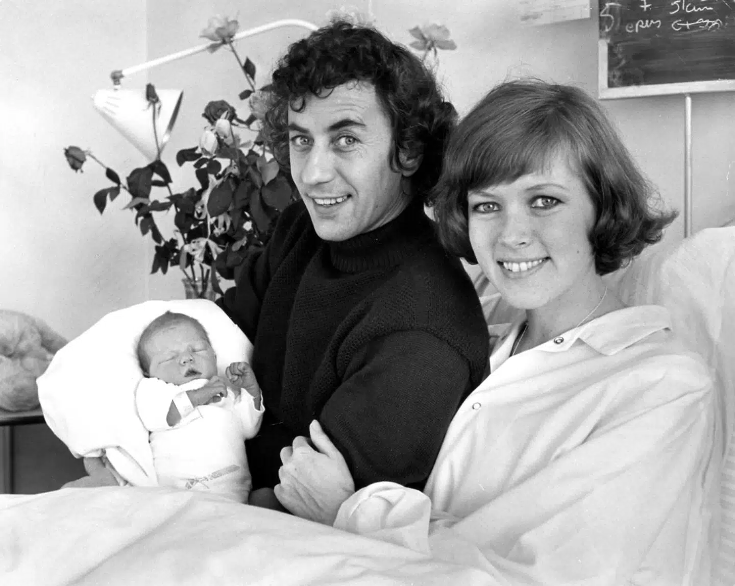 Birthe Neumann og Paul Hüttel med datteren, Stine.