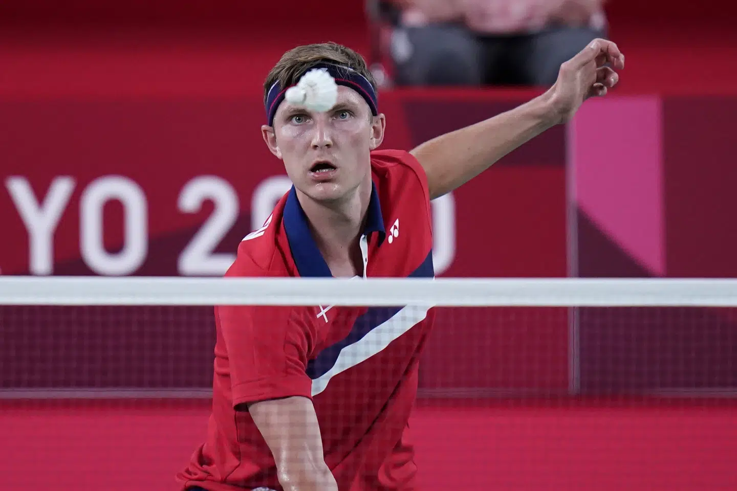 Viktor Axelsen er klar til OL-semifinalen efter sikker sejr. Liselotte Sabroe/Ritzau Scanpix