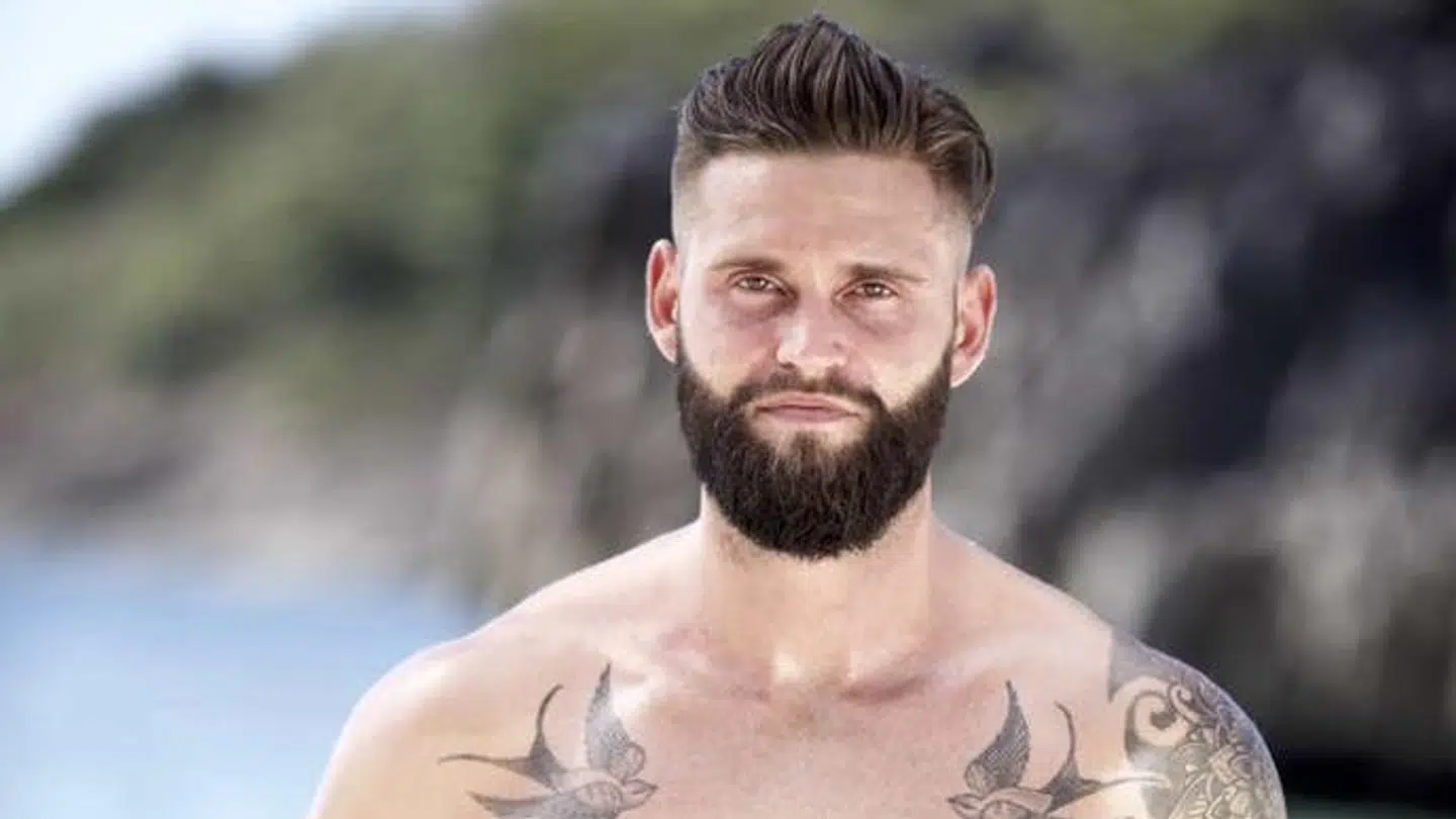 Bille Bay har været personlig træner i mange år, og i 2019 blev han landskendt, da han deltog i 'Robinson Ekspeditionen'.