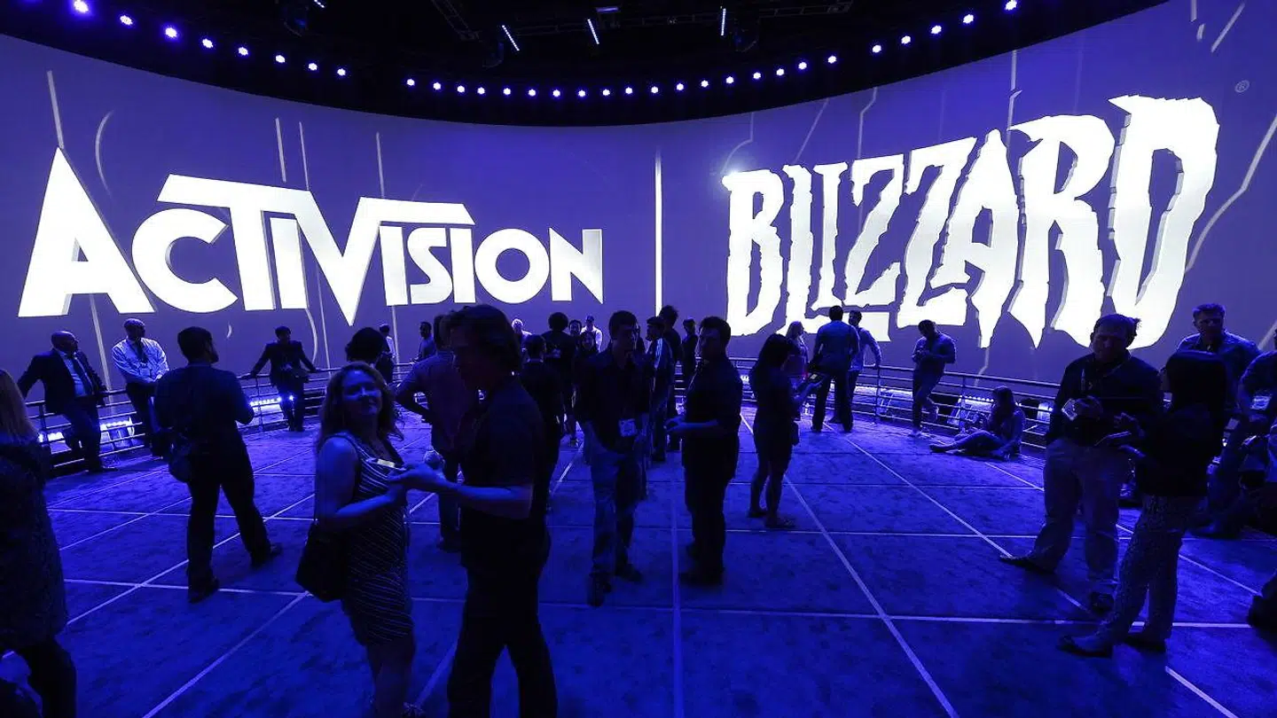 epa07906437 (FILE) - Attendees gather at the Activision Blizzard exhibit at the E3 (Electronic Entertainment Expo) in Los Angeles, California, USA, 12 June 2013 (Reissued 08 October 2019). According to reports on 08 October 2019, Blizzard suspended Hong Kong based professional esports athlete Ng Wai 'Blitzchung' Chung from all competitions related to its game 'Hearthstone' for a year, as well as revoking his prize money for violating Blizzard's rules after he showed support to the Hong Kong pro-democracy protests by wearing a gas mask and shouting 'Liberate Hong Kong. Revolution of our age!' during a post match video interview in the 'Grandmasters competition'. EPA/MICHAEL NELSON *** Local Caption *** 50871622