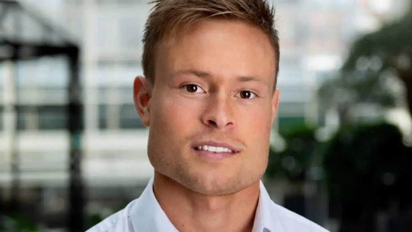 Bertram Thorslund er administrerende direktør og stifter af virksomheden Lenus eHealth, der leverer software (som hjemmesider og kostplansgenerering) til online coaches - herunder mange uudannede realitystjerner, de selv har hyret ind.
