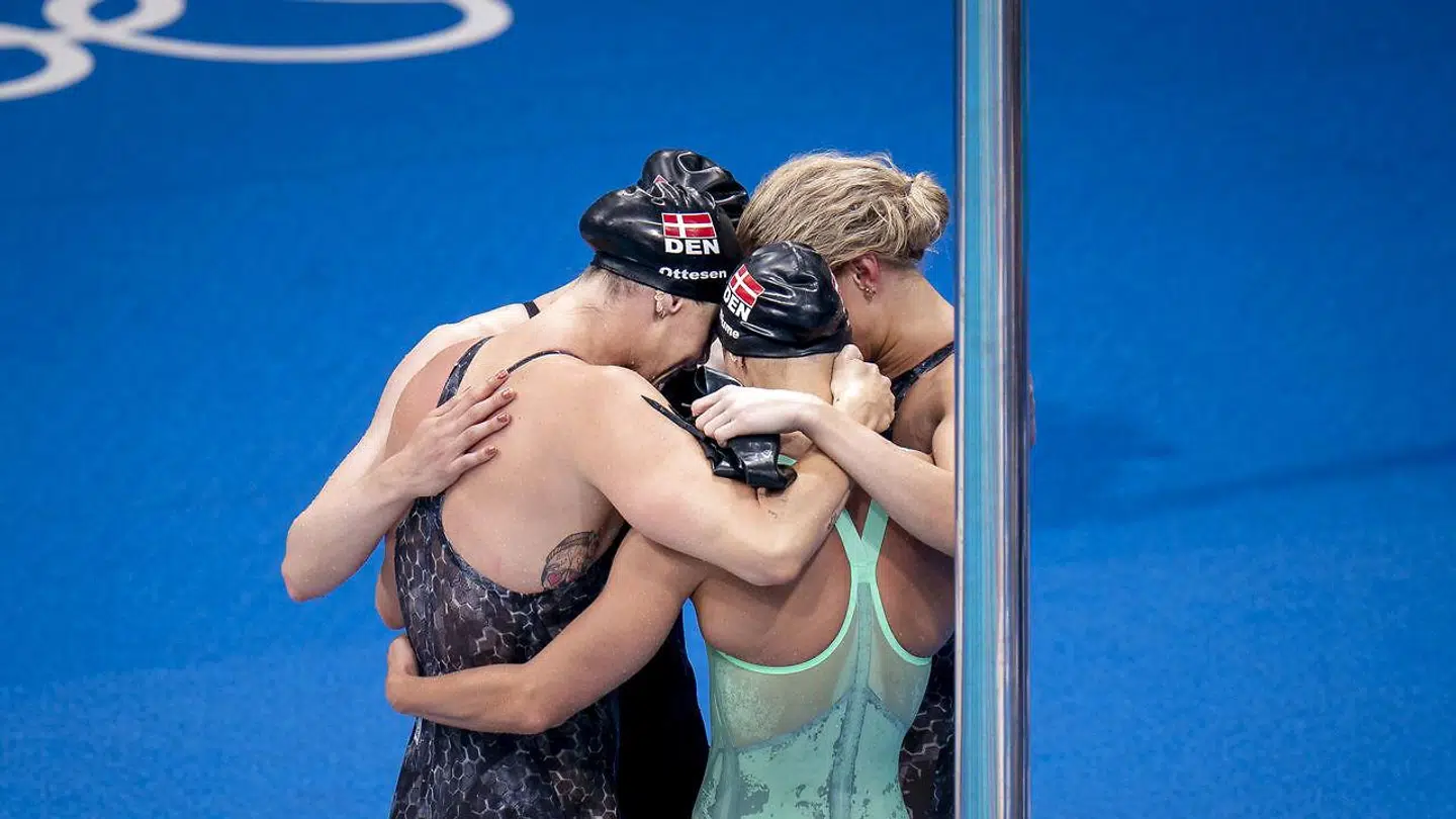 4 x 100 meter fri, finale: Pernille Blume, Julie Kepp Jensen, Jeanette Ottesen, Signe Bro, 25. juli 2021.