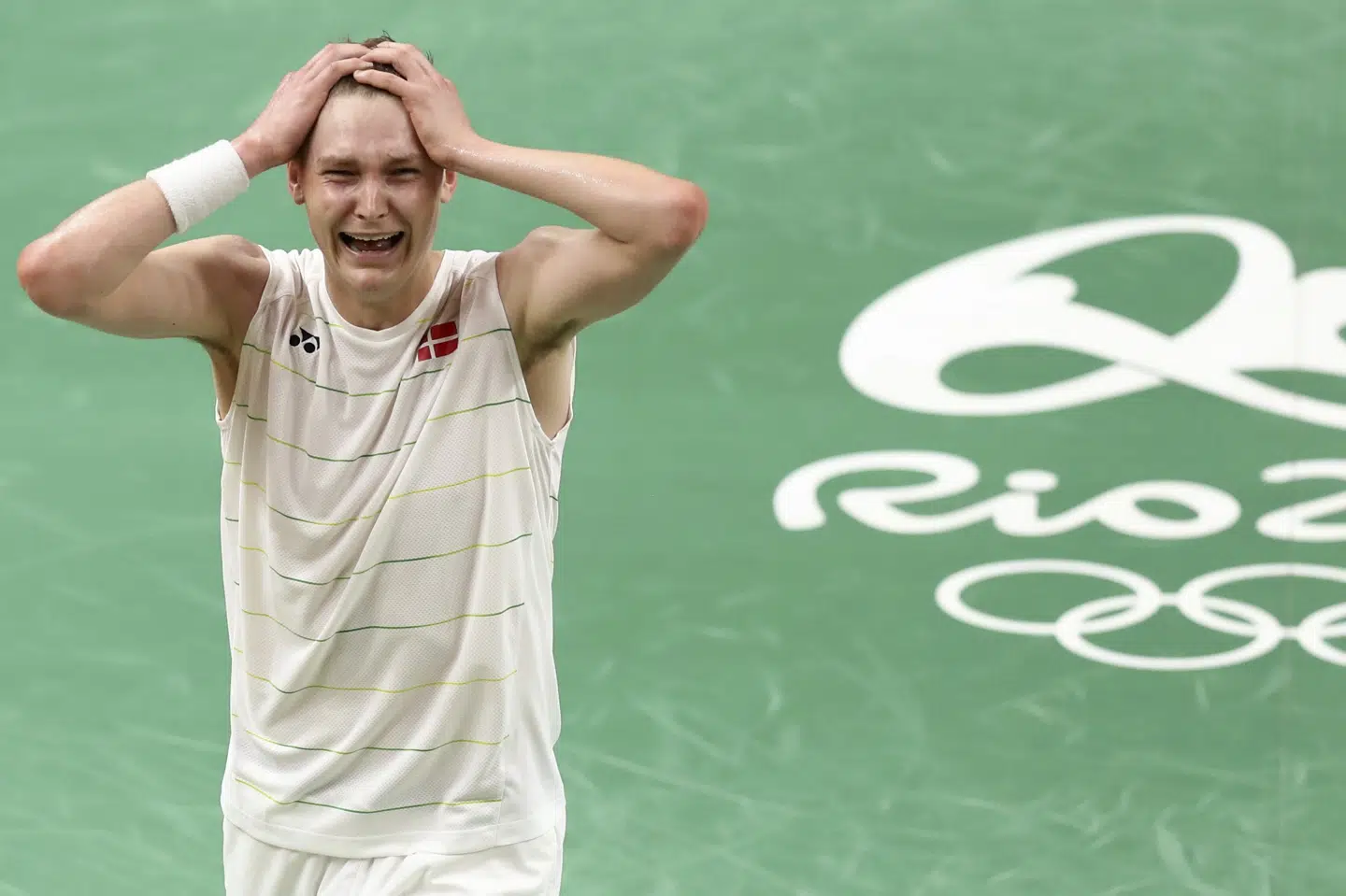 Viktor Axelsen vandt OL-bronze efter en dramatisk sejr over kineseren Lin Dan. Antonio Bronic/Reuters