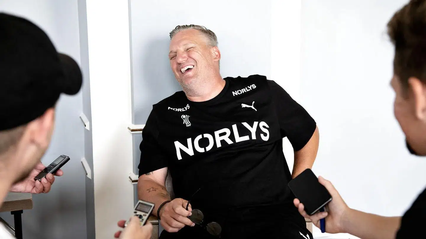 Nikolaj Jacobsen på et pressemøde i Helsingør inden OL i Tokyo.