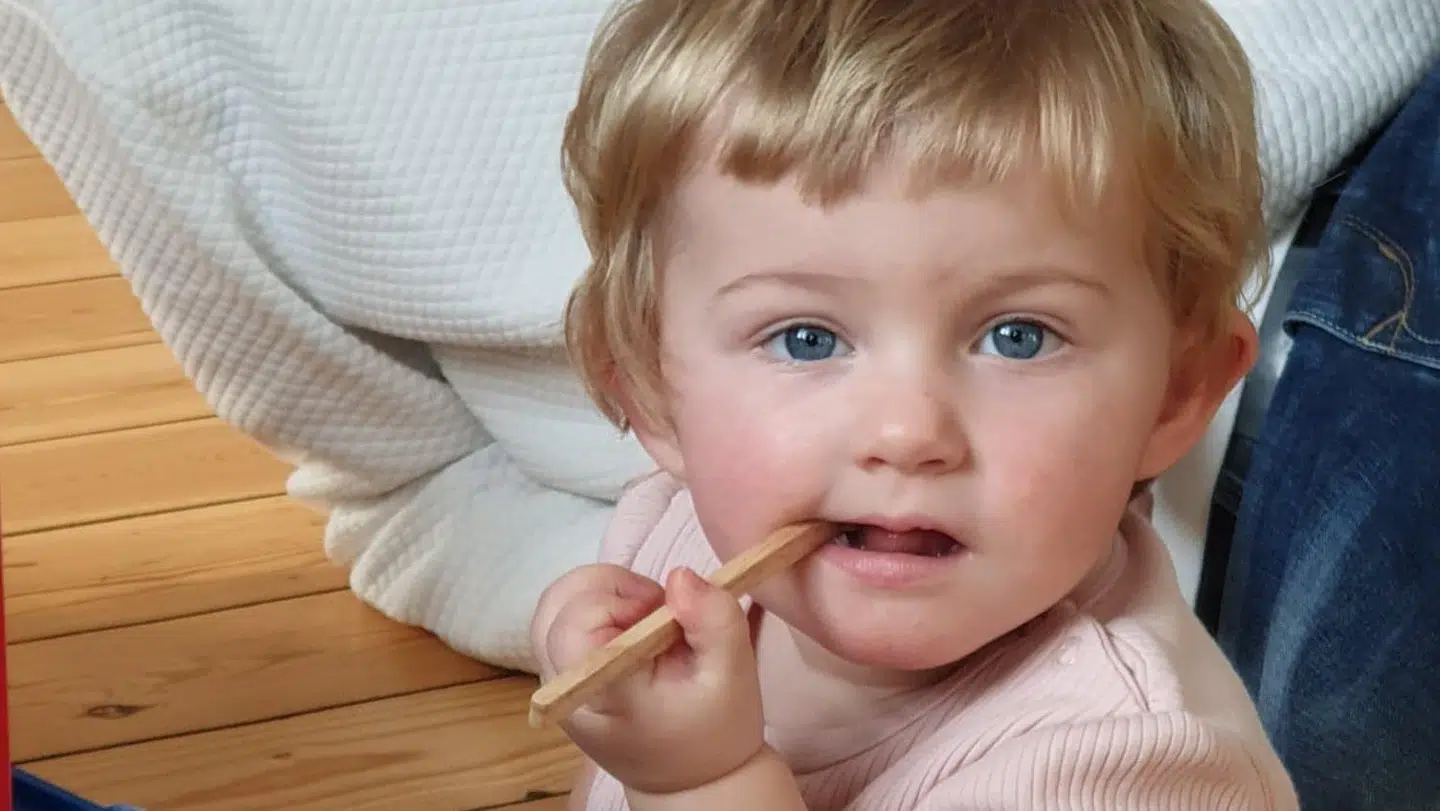 Melina fotograferet til et af de sidste samvær, Jonas og Camilla har med hende. (Privatfoto)