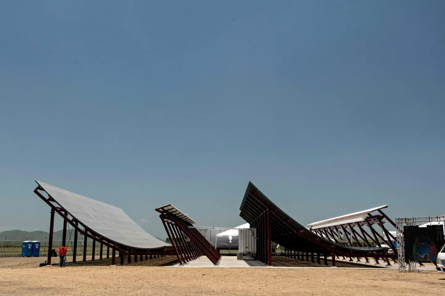 Her ses Costa Rica Space Radar, der allerede nu holder øje med rumskrald. (Arkivfoto.) Ezequiel Becerra/Ritzau Scanpix