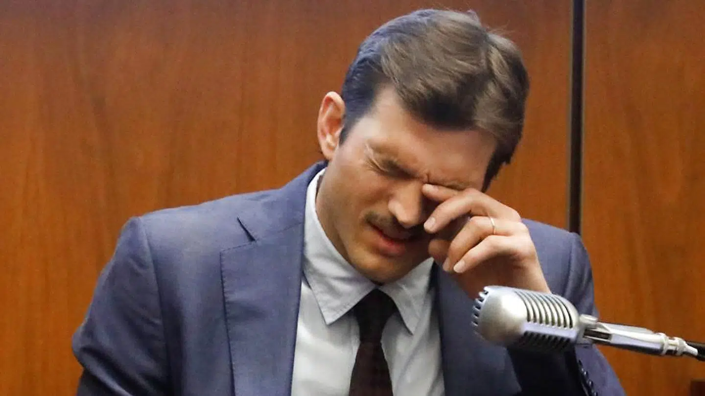 Ashton Kutcher vidner mod morder i retten.