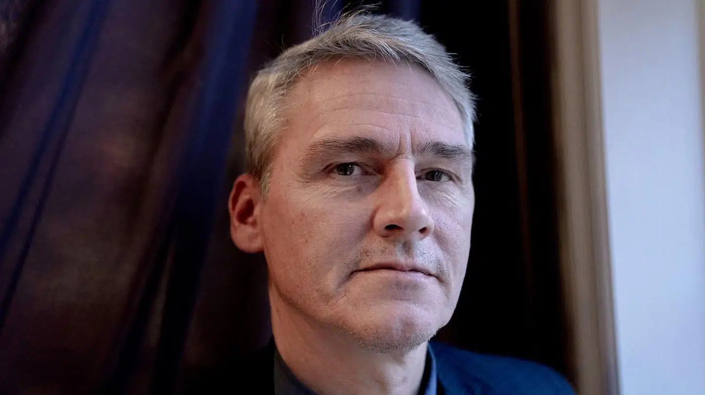 Høgni Hoydal. Tidligere udenrigsminister. Nuværende færøsk lagtingsmedlem og leder af partiet Tjóðveldi, som går ind for selvstændighed.